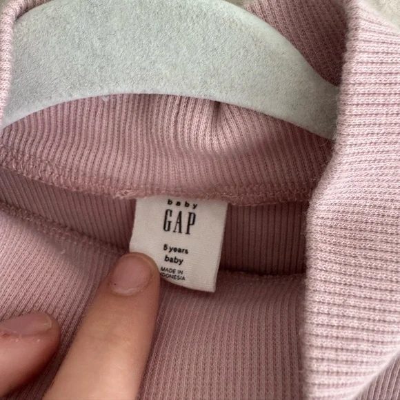 GAP Pink Toddler Puff Sleeve Turtleneck Size 5 - Picture 3 of 4
